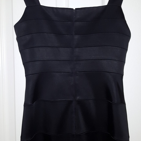 Cache little back dress - Picture 4 of 5